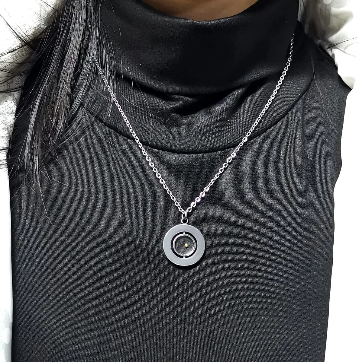 Religous Round Rotating Mustard Seed Pendant Necklace for Men and Women, Silver Stainless Steel Titanium Steel Christian Faith Necklace